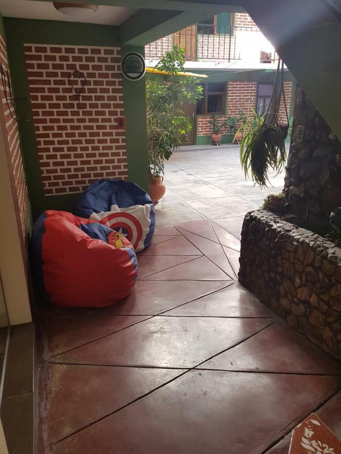 Hostel Buen Descanso Sucre Luaran gambar