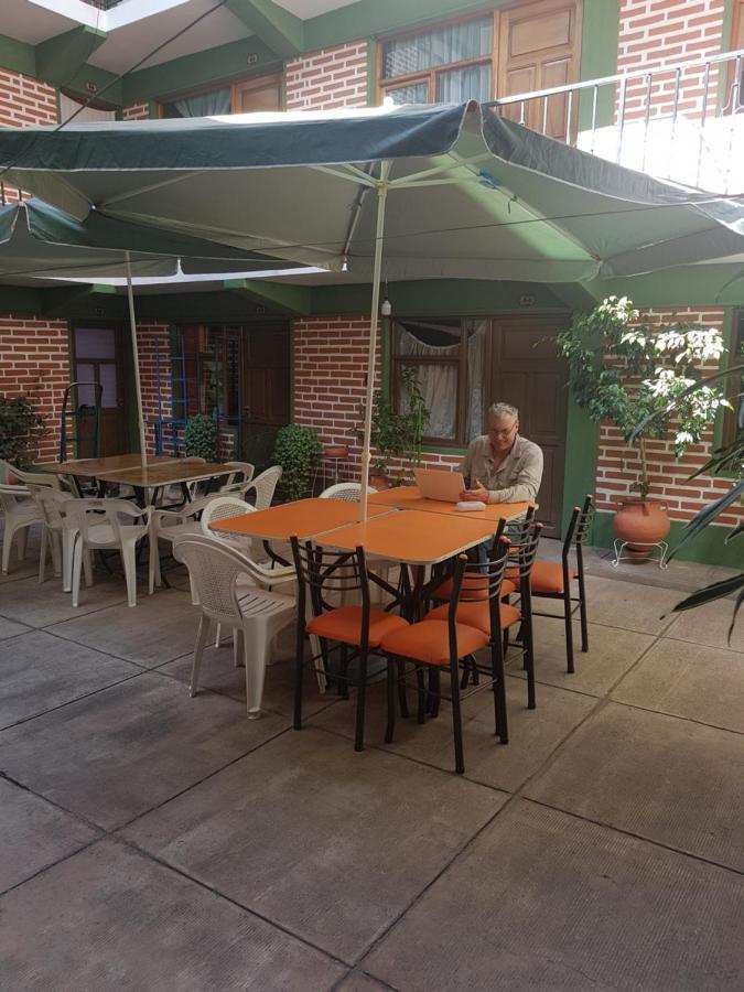 Hostel Buen Descanso Sucre Luaran gambar